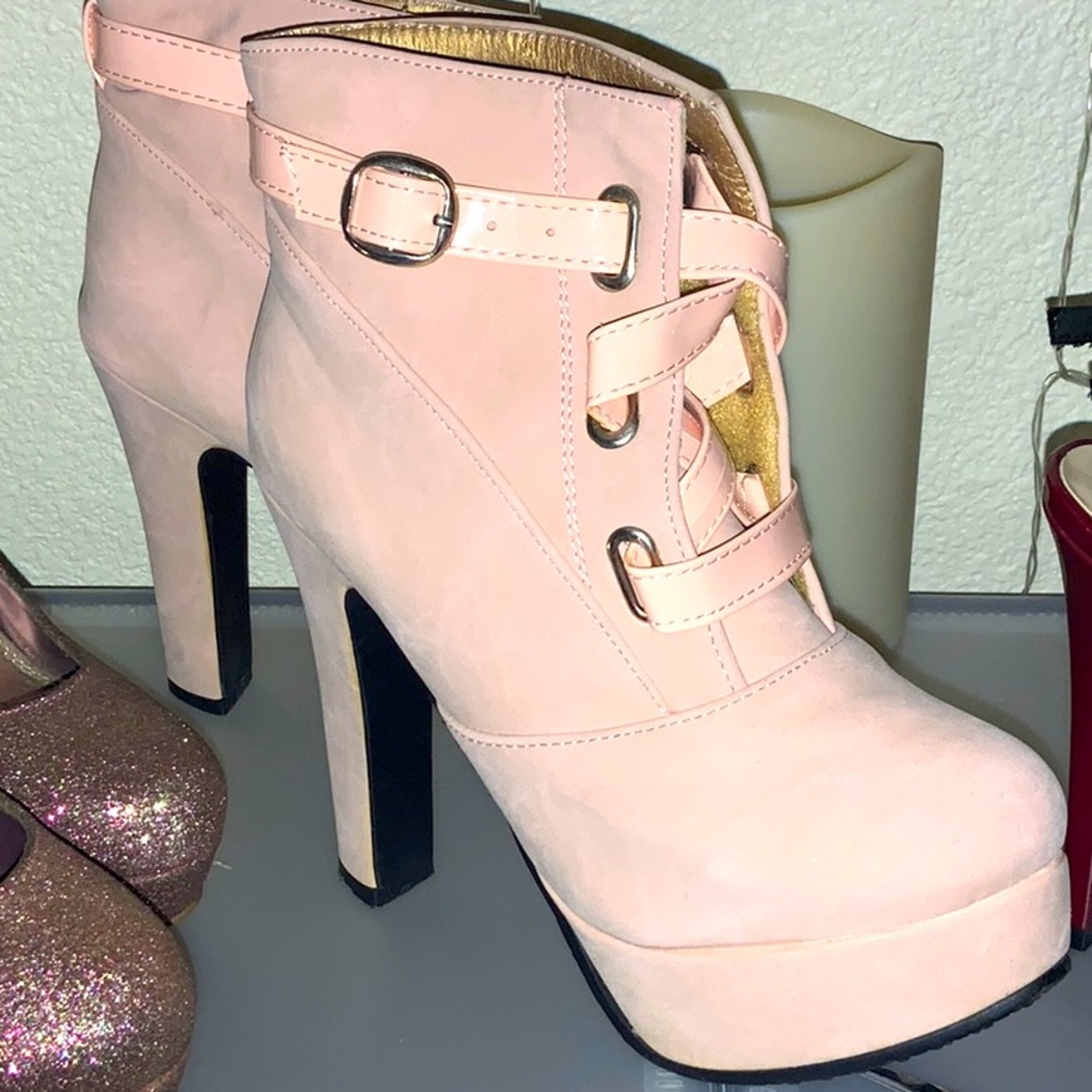 Pink Pumps